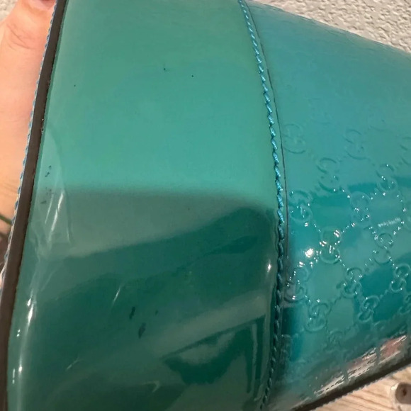 GUCCI MICROGUCCISSIMIA PATENT LEATHER SATCHEL - Picture 5 of 9